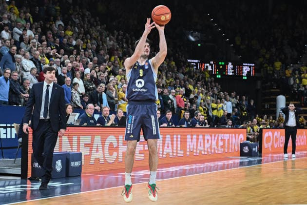 GER, Basketball, easy Credit BBL, EWE Baskets Oldenburg vs ALBA Berlin 04 01 2026, EWE Arena, Oldenburg, GER, easy Credit BBL, EWE Baskets Oldenburg vs ALBA Berlin, in the picture Jonas MATTISSECK ALBA Berlin 9 single action, whole body whole body nordphotoxgmbhx xRojahn nph00310
