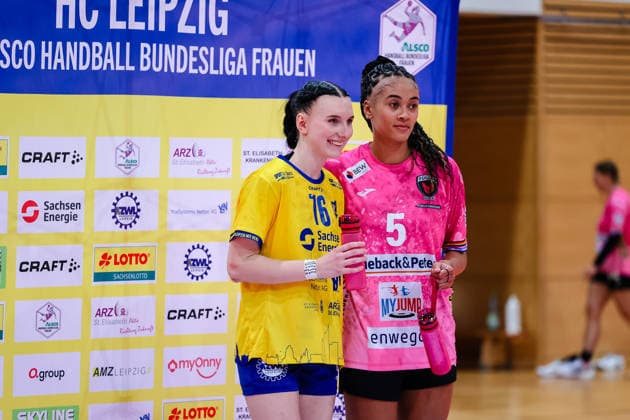 Player of the match, Lisa Lammich HC Leipzig, 76 and Naomi Conze Fuechse Berlin Women, 05 , HC Leipzig vs Fuechse Berlin, Handball, 2 Alsco Handball Bundesliga Women, Matchday 12, Season 2025 2026, 04 01 2026, HC Leipzig vs Fuechse Berlin, Handball, 2 Alsco Handball Bundesliga Women, Matchday 12, Season 2025 2026, 04 01 2026 Leipzig Copyright: xEibner-Pressefoto LauraxRoemerx EP_LRR