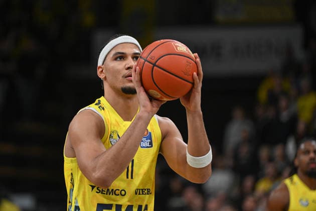 GER, Basketball, easy Credit BBL, EWE Baskets Oldenburg vs ALBA Berlin 04 01 2026, EWE Arena, Oldenburg, GER, easy Credit BBL, EWE Baskets Oldenburg vs ALBA Berlin, in the picture Nicholas TISCHLER EWE Baskets Oldenburg 11 making a free throw nordphotoxgmbhx xRojahn nph00310