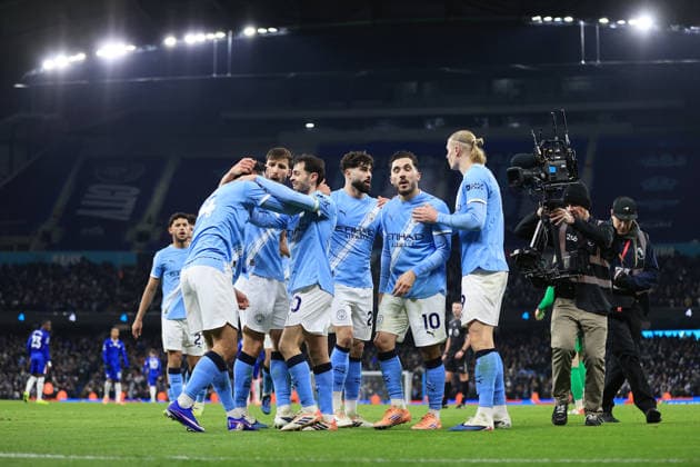 Fußball Premier League Manchester City gegen Chelsea 4. Januar 2026 Premier League Manchester City gegen Chelsea Manchester City-Spieler feiern ihren Führungstreffer Foto Simon Stacpoole Abseits Manchester UK  Copyright: xSimonxStacpoolexOffside