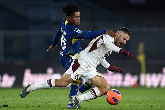 Cm Verona 04 01 2026 - campionato di calcio serie A Hellas Verona-Torino foto Cristiano Mazzi Image nella foto: Nikola Vlasic-Gift Orban 