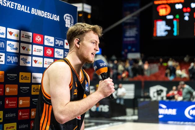 GER, easy Credit Basketball Bundesliga, Niners Chemnitz RASTA Vechta 04 01 2026, Messe, Chemnitz, GER, easy Credit Basketball Bundesliga, Niners Chemnitz RASTA Vechta Lars Thiemann RASTA Vechta 21 at the interview Photo Alexander Trienitz Chemnitz Messe Sachsen Germany