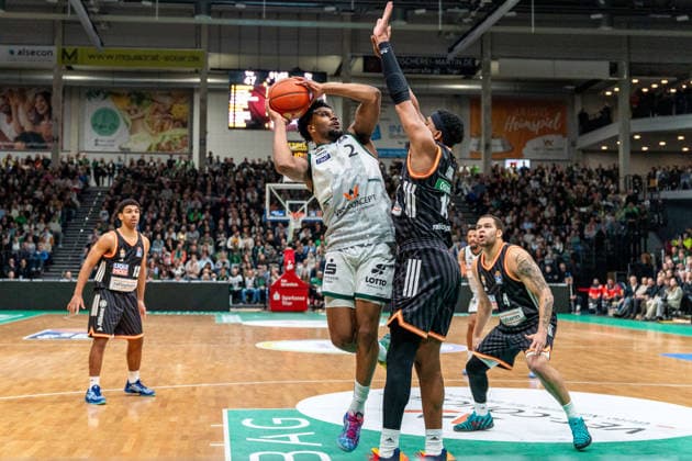 04 01 2026, xdaymx, Basketball easyCredit BBL, Gladiators Trier Ratiopharm Ulm Dexter Akanno Trier DFL DFB REGULATIONS PROHIBIT ANY USE OF PHOTOGRAPHS as IMAGE SEQUENCES and or QUASI VIDEO Trier