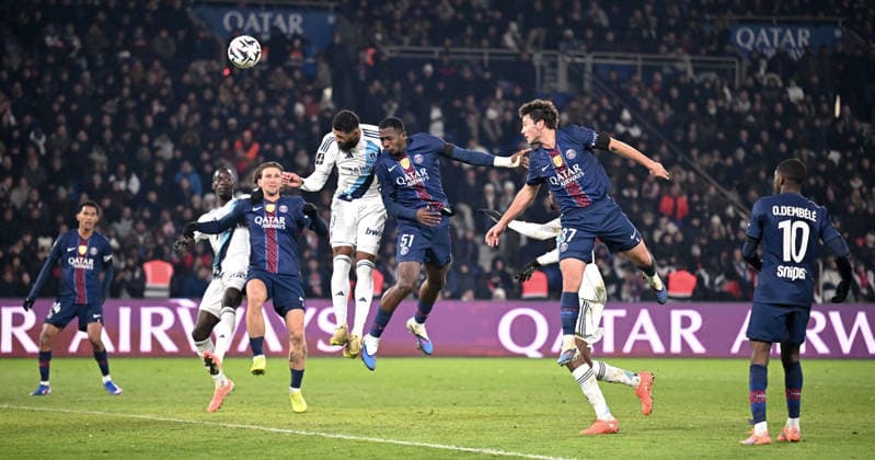 Paris Saint-Germain v Paris FC - Ligue 1 McDonald s 2025 2026 51 Willian PACHO (psg) - 87 Joao NEVES (psg) during the Ligue 1 McDonald s match between Paris Saint-Germain and Paris FC at Parc des Princes on January 4, 2026 in Paris, France. Paris France  Copyright: xFEPx 776348245