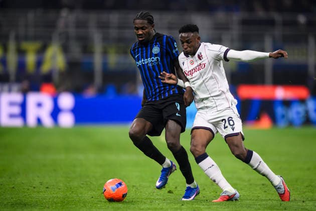 FC Internazionale v Bologna FC - Serie A Marcus Thuram of FC Internazionale competes for the ball with Jhon Lucumi of Bologna FC during the Serie A football match between FC Internazionale and Bologna FC. Milan Italy Copyright: xNicolòxCampox