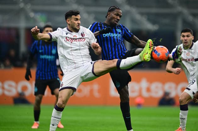 FC Internazionale v Bologna FC 1909 - Serie A Thijs Dallinga of Bologna FC and Marcos Thuram of Inter Milan battle for the ball during a Serie A match between Inter Milan and Bologna FC at San Siro Stadium in Milan, Italy, on April 1, 2026. Milan Italy  Copyright: xAndreaxDiodatox originalFilename:diodato-intermil260104_npKGD.jpg