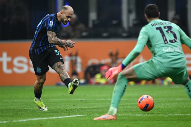 Federico Dimarco of FC Inter in action during the Italian Serie A football match between Inter FC Internazionale and Bologna FC on January 4th 2026 at Giuseppe Meazza San Siro Siro stadium in Milan, Italy  Copyright: xTizianoxBallabio IPAxSportx xipa-agency.netx xx IPA_69696829 IPA_Agency_IPA69696829