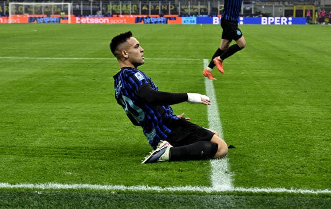 Foto IPP Paolo Bona Milano 04 01 2026 Campionato Serie A di Calcio stagione 2025 2026 partita Inter-Bologna Nella foto Lautaro Martinez esulta dopo il gol del 2-0 Italy Photo Press Worldwide Copyright italy Italy ITALY  Copyright: xR4924_italyphotopressx