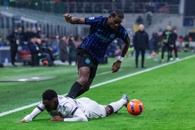 CALCIO - Serie A - Inter - FC Internazionale vs Bologna FC Marcus Thuram of FC Internazionale seen in action during Serie A 2025 26 football match between FC Internazionale and Bologna FC at San Siro Stadium in Milan Milan Italy  Copyright: xIPAxSport ABACAx