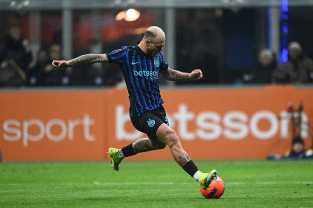 CALCIO - Serie A - Inter - FC Internazionale vs Bologna FC Federico Dimarco of FC Inter in action during the Italian Serie A football match between Inter FC Internazionale and Bologna FC on January 4th 2026 at Giuseppe Meazza San Siro Siro stadium in Milan, Italy Milan Italy  Copyright: xIPAxSport ABACAx