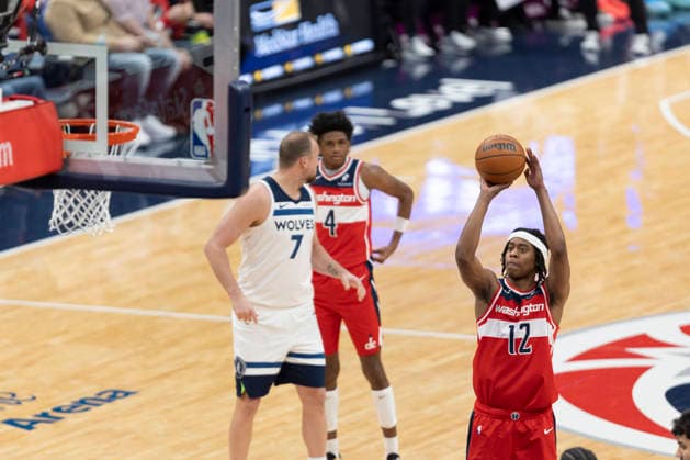 WASHINGTON, DC - JANUARY 04: Washington Wizards guard Tre Johnson (12) shoots a free throw during a game between Minnesota Timberwolves and Washington Wizards on January 4, 2026 at the Capital One Arena in Washington, DC. (Photo by Charles Brock Icon Sportswire) NBA, Basketball Herren, USA JAN 04 Minnesota Timberwolves at Washington Wizards EDITORIAL USE ONLY Icon260104033