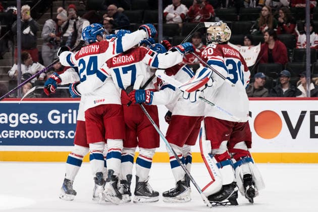 260104 Players of Czech Republic celebrate the 4 6 goal during the 2026 IIHF World Junior Championship semifinal game between Canada and Czech Republic on January 4, 2026 in Saint Paul Photo Joel Marklund BILDBYRAN kod JM JM0772 bbeng ishockey ice hockey jvm junior vm u20 2026 iihf world junior championship world juniors semifinal canada kanada czech republic czechiajubel  Copyright: JOELxMARKLUND BB260104JM144