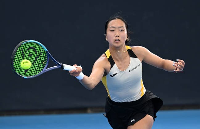 TENNIS BRISBANE INTERNATIONAL, Ann Li of the USA in action against Olivia Gadecki of Australia during day two of the Brisbane International tennis tournament at Pat Rafter Arena in Brisbane, Monday, January 5, 2026. ( NO ARCHIVING, EDITORIAL USE ONLY BRISBANE QUEENSLAND AUSTRALIA  Copyright: xDARRENxENGLANDx 20260105184807540155