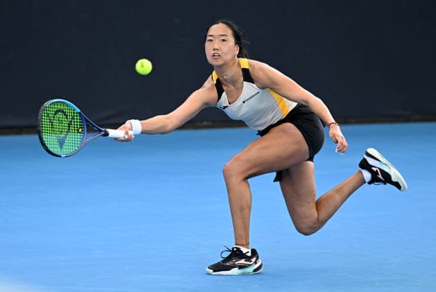 TENNIS BRISBANE INTERNATIONAL, Ann Li of the USA in action against Olivia Gadecki of Australia during day two of the Brisbane International tennis tournament at Pat Rafter Arena in Brisbane, Monday, January 5, 2026. ( NO ARCHIVING, EDITORIAL USE ONLY BRISBANE QUEENSLAND AUSTRALIA  Copyright: xDARRENxENGLANDx 20260105168467793084