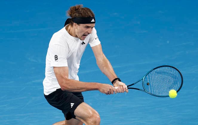 TENNIS UNITED CUP SYDNEY, Alexander Zverev of team Germany plays a backhand in his Group F singles match against Hubert Hurkacz of team Poland during day four of the 2026 United Cup at Ken Rosewall Arena in Sydney, Monday, January 5, 2026. ( NO ARCHIVING, EDITORIAL USE ONLY SYDNEY NEW SOUTH WALES AUSTRALIA  Copyright: xMARKxEVANSx 20260105195619754536