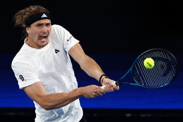 TENNIS UNITED CUP SYDNEY, Alexander Zverev of team Germany plays a backhand in his Group F singles match against Alexander Zverev of Team Germany during day four of the 2026 United Cup at Ken Rosewall Arena in Sydney, Monday, January 5, 2026. ( NO ARCHIVING, EDITORIAL USE ONLY SYDNEY NEW SOUTH WALES AUSTRALIA  Copyright: xMARKxEVANSx 20260105163443050494