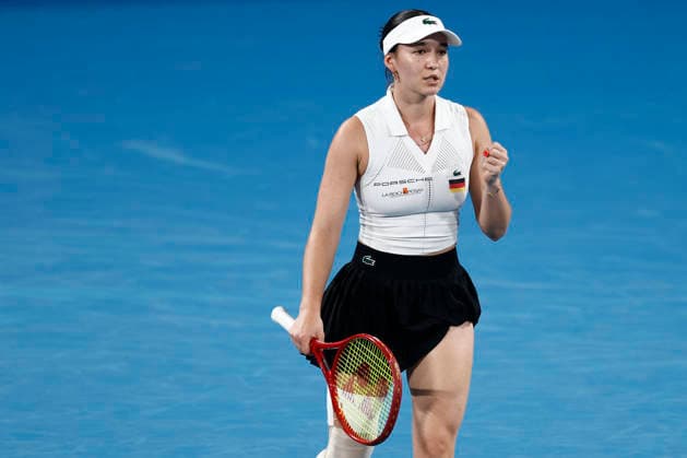 TENNIS UNITED CUP SYDNEY, Eva Lys of Team Germany celebrates winning a game in her Group F singles match against Iga Swiatek of team Poland during day four of the 2026 United Cup at Ken Rosewall Arena in Sydney, Monday, January 5, 2026. ( NO ARCHIVING, EDITORIAL USE ONLY SYDNEY NEW SOUTH WALES AUSTRALIA  Copyright: xMARKxEVANSx 20260105182097573658