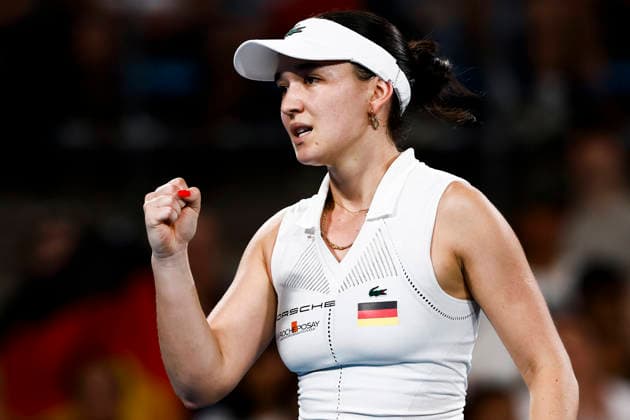 TENNIS UNITED CUP SYDNEY, Eva Lys of Team Germany celebrates a point in her Group F singles match against Iga Swiatek of team Poland during day four of the 2026 United Cup at Ken Rosewall Arena in Sydney, Monday, January 5, 2026. ( NO ARCHIVING, EDITORIAL USE ONLY SYDNEY NEW SOUTH WALES AUSTRALIA  Copyright: xMARKxEVANSx 20260105147002620886