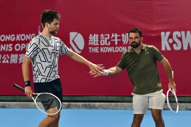 RECORD DATE NOT STATED Hong Kong Tennis Open - Day 2 A Dutch tennis player Sander Arends(L) and a Monaco tennis player Romain Arneodo, during a match at the Hong Kong Tennis Open(ATP250) on January 5, 2026 in Hong Kong. (Photo by Kobe Li Nexpher Images) Hong Kong
