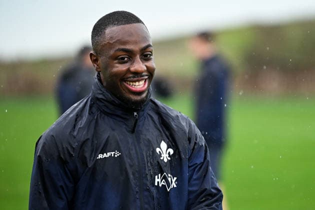 Merveille Papela SV Darmstadt 1898, 21 laughing during training, ESP, SV Darmstadt 98, football, 2 Bundesliga, training camp in El Saler, 2 day, 05 01 2026 ESP, SV Darmstadt 98, football, 2 Bundesliga, training camp in El Saler, 2 day El Saler Copyright: xEibner-Pressefoto FlorianxWiegandx EP_FWD