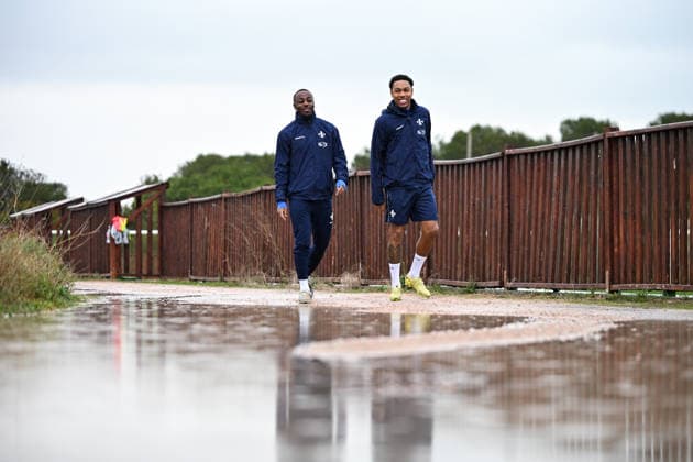 Merveille Papela SV Darmstadt 1898, 21 and JeanPaul Boetius SV Darmstadt 1898, 10 come to training, ESP, SV Darmstadt 98, football, 2 Bundesliga, training camp in El Saler, 2 day, 05 01 2026 ESP, SV Darmstadt 98, football, 2 Bundesliga, training camp in El Saler, 2 day El Saler Copyright: xEibner-Pressefoto FlorianxWiegandx EP_FWD