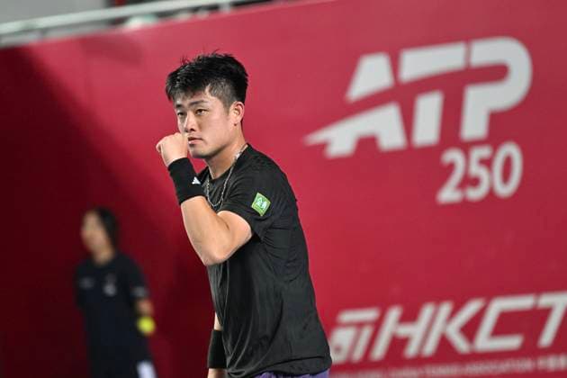 RECORD DATE NOT STATED Hong Kong Tennis Open - Day 2 Yibing Wu, a Chinese tennis player, during a match at the Hong Kong Tennis Open ATP, Tennis Herren 250) on January 5, 2026 in Hong Kong. (Photo by Kobe Li Nexpher Images) Hong Kong