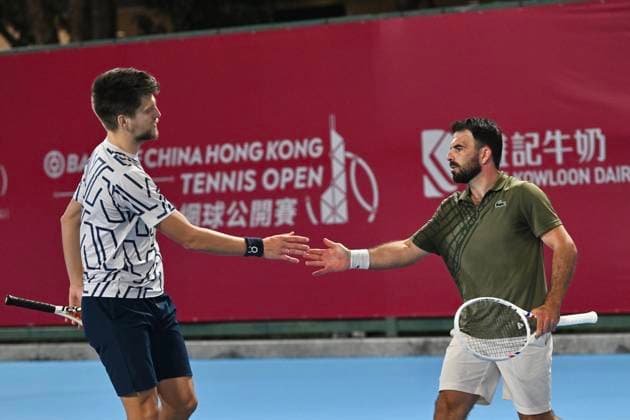 RECORD DATE NOT STATED Hong Kong Tennis Open - Day 2 A Dutch tennis player Sander Arends(L) and a Monaco tennis player Romain Arneodo, during a match at the Hong Kong Tennis Open(ATP250) on January 5, 2026 in Hong Kong. (Photo by Kobe Li Nexpher Images) Hong Kong