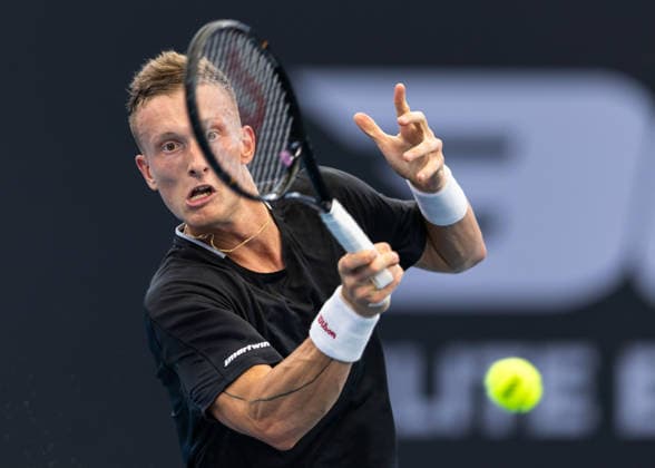 January 5, 2026, Brisbane, Qld, Australia: JIRI LEHECKA of Czechia plays a forehand during his Men s Singles round one match against T. Machac of Czechia at the Brisbane International. Lehecka won 6:4, 6:7, 6:2. Brisbane Australia - ZUMAt173 20260105_zsp_t173_019 Copyright: xStephanexThomasx