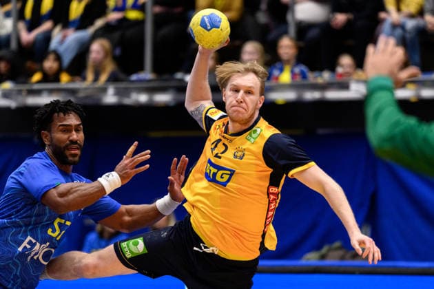 260105 Eric Johansson of Sweden during the international friendly between Sweden and Brazil on January 5, 2026 in Jönköping Photo Carl Sandin BILDBYRAN code CS CS0829 handball handboll handball international friendly sverige sweden brasilien bbeng  Copyright: CARLxSANDIN BB260105CS005
