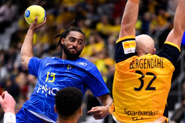260105 Rogerio Moraes Ferreira of Brazil during the international friendly between Sweden and Brazil on January 5, 2026 in Jönköping Photo Carl Sandin BILDBYRAN code CS CS0829 handball handboll handball international friendly sverige sweden brasilien bbeng  Copyright: CARLxSANDIN BB260105CS016