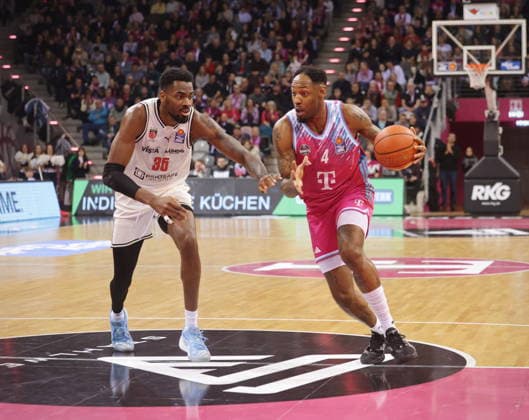 Jeff Garrett Telekom Baskets Bonn vs BMA365 Bamberg Baskets 14 Speiltag Season 2025 26