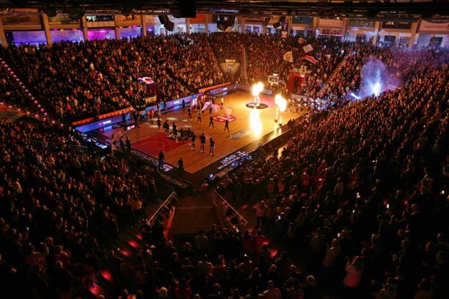 Players introductions The players enter the Telekom Dome Telekom Baskets Bonn vs BMA365 Bamberg Baskets 14 Speiltag Saison 2025 26