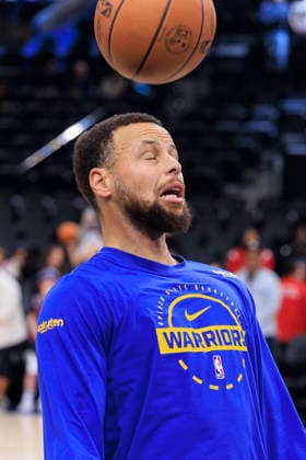 January 5, 2026, Inglewood, California, USA: Stephen Curry 30 of the Golden State Warriors during warm ups prior to their regular season NBA, Basketball Herren, USA game against the Los Angeles Clippers on Monday January 5, 2026 at Intuit Dome in Inglewood, California. ARIANA RUIZ PI Inglewood USA - ZUMAp124 20260105_zaa_p124_090 Copyright: xArianaxRuizx