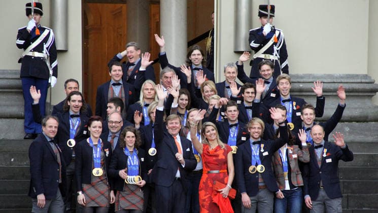 Dutch King receives Winter Olympic Medalists THE HAGUE, NETHERLANDS - FEBRUARY 25: Dutch King Willem-Alexander (front center L) and Queen Maxima (front center R) pose with Netherlands Sochi 2014 Winter Olympics medal winners at the Noordeinde Palace in The Hague, Netherlands, on February 25, 2014. Lahey Netherlands Antilles. Editorial use only. Please get in touch for any other usage.  Copyright: x2025xAnadoluxYasinxYaÄücÄ±x
