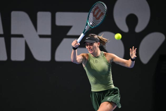TENNIS BRISBANE INTERNATIONAL, Paula Badosa of Spain in action against Marie Bouzkova of Czechia during day three of the Brisbane International tennis tournament at Pat Rafter Arena in Brisbane, Tuesday, January 6, 2026. ( NO ARCHIVING, EDITORIAL USE ONLY BRISBANE QUEENSLAND AUSTRALIA  Copyright: xZAINxMOHAMMEDx 20260106162742828659