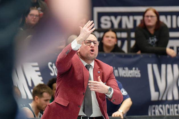 Marco Ramondino MBC, Head Coach , Syntainics MBC vs Donar Groningen, European North Basketball League 2025 26, Germany, Netherlands, 06 01 2026 Foto Schulz Weissenfels Stadthalle Sachsen Anhalt Germany