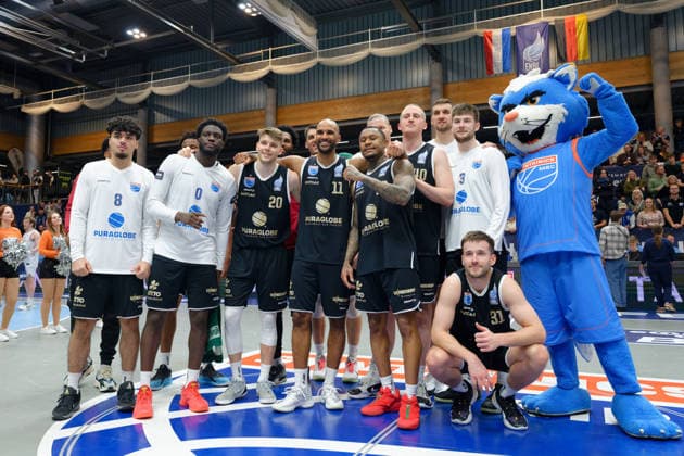 MBC players after 106 104 home win, Syntainics MBC vs Donar Groningen, European North Basketball League 2025 26, Germany, Netherlands, 06 01 2026 Photo Schulz Weissenfels Stadthalle Sachsen Anhalt Germany