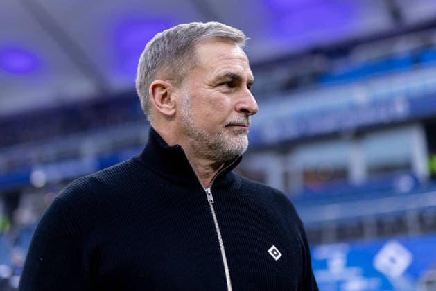 Hamburg, December 20, 2025 Football, 1 Bundesliga 2025 26, Hamburger SV Eintracht Frankfurt Stefan Kuntz Hamburger SV, Board of Directors Sport DFL REGULATIONS PROHIBIT ANY USE OF PHOTOGRAPHS AS IMAGE SEQUENCES AND OR QUASI VIDEO
