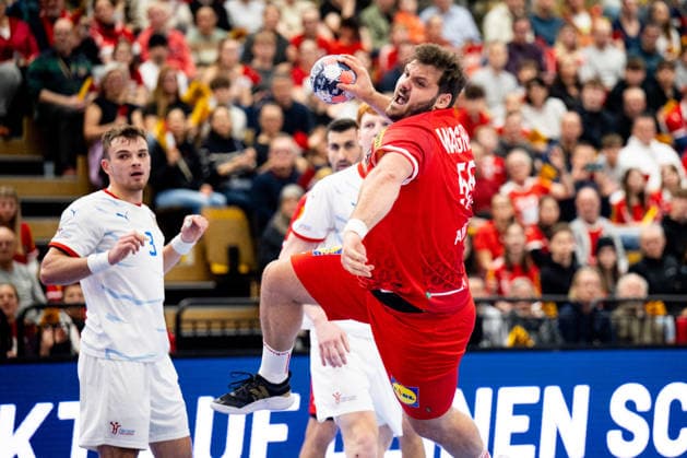 HANDBALL - OEHB, AUT vs CZE, test match VIENNA,AUSTRIA,06.JAN.26 - HANDBALL - OEHB, Oesterreichischer Handballbund, Handball Austria, test match, Austria vs Czech Republic. Image shows Tobias Wagner (AUT).  GEPAxpictures xAlexanderxSolc
