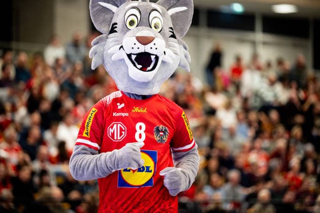 HANDBALL - OEHB, AUT vs CZE, test match VIENNA,AUSTRIA,06.JAN.26 - HANDBALL - OEHB, Oesterreichischer Handballbund, Handball Austria, test match, Austria vs Czech Republic. Image shows the mascot of Handball Austria.  GEPAxpictures xAlexanderxSolc
