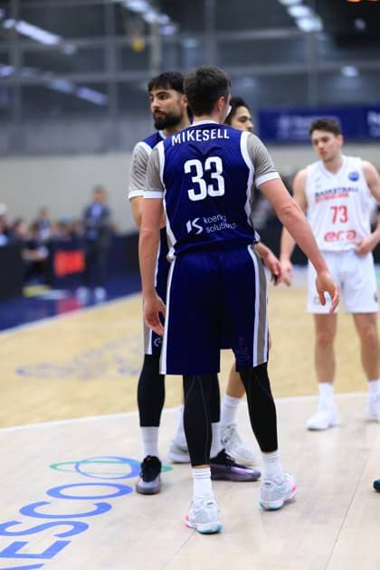 Scene with Ryan Mikesell 33 MLP Academics Heidelberg and Frantisek Rylich 73 Basketball Nymburg on the court in the Basketball Champions League MLP Academics Heidelberg - ERA Basketball Nymburk Ryan Mikesell 33 MLP Academics Heidelberg and Frantisek Rylich 73 Basketball Nymburg on the court Copyright: xspeedshotx
