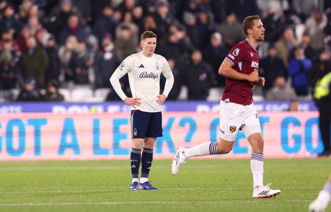 London, England, 6th January 2026. Elliot Anderson of Nottingham Forest looks dejected after Tomas Soucek of West Ham United scores to make it 1-0 during the West Ham United vs Nottingham Forest Premier League match at the London Stadium, London. Picture credit should read: Paul Terry Sportimage EDITORIAL USE ONLY. No use with unauthorised audio, video, data, fixture lists, club league logos or live services. Online in-match use limited to 120 images, no video emulation. No use in betting, games or single club league player publications. SPI_016_PT_West_Ham_Notts_Forest SPI-4433-0016