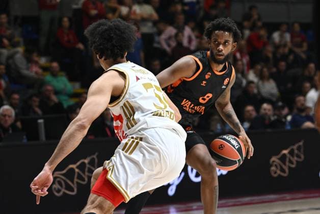 Crvena Zvezda v Valencia - EuroLeague BELGRADE, SERBIA - JANUARY 06: Jean Montero (8) of Valencia in action against Semi Ojeleye (37) of Crvena Zvezda during the EuroLeague week 20 basketball match between Crvena Zvezda and Valencia Basket at Aleksandar Nikolic Hall on January 06, 2026 in Belgrade, Serbia. Amir Hamzagic Anadolu Belgrade Serbia. Editorial use only. Please get in touch for any other usage.  Copyright: x2026xAnadoluxAmirxHamzagicx