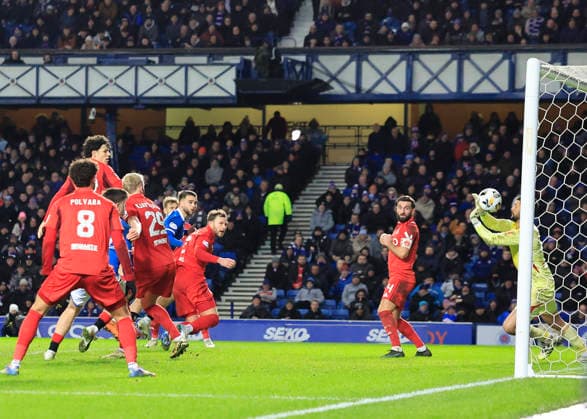 Rangers v Aberdeen William Hill Premiership Nicolas Raskin of Rangers (middle) scores his teams second goal during the William Hill Premiership match at Ibrox Stadium, Glasgow 06 01 2026 UK Newspapers OUT Copyright: xFredxPalmerx FIL-22753-0069