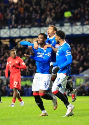 Rangers v Aberdeen William Hill Premiership Emmanuel Fernandez of Rangers (second from left) celebrates scoring his teams first goal with team mates during the William Hill Premiership match at Ibrox Stadium, Glasgow 06 01 2026 UK Newspapers OUT Copyright: xFredxPalmerx FIL-22753-0080