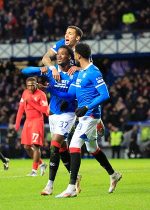 Rangers v Aberdeen William Hill Premiership Emmanuel Fernandez of Rangers (second from left) celebrates scoring his teams first goal with team mates during the William Hill Premiership match at Ibrox Stadium, Glasgow 06 01 2026 UK Newspapers OUT Copyright: xFredxPalmerx FIL-22753-0082