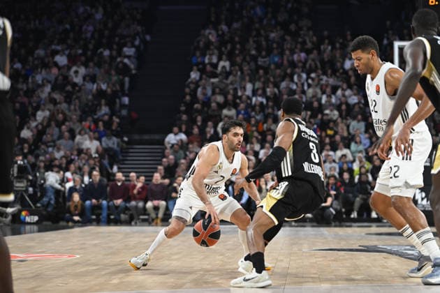 Basketball : ASVEL Villeurbanne v Real Madrid Euroleague Basket 06 01 2026 Facundo Campazzo of Real Madrid during the Euroleague match between Lyon Villeurbanne and Real Madrid at LDLC ARENA in Lyon, France on January 06, 2026 LYONFrance  Copyright: xMouradxAllilix