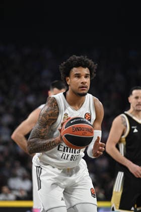 Basketball : ASVEL Villeurbanne v Real Madrid Euroleague Basket 06 01 2026 Chuma Okeke of Real Madrid during the Euroleague match between Lyon Villeurbanne and Real Madrid at LDLC ARENA in Lyon, France on January 06, 2026 LYONFrance  Copyright: xMouradxAllilix