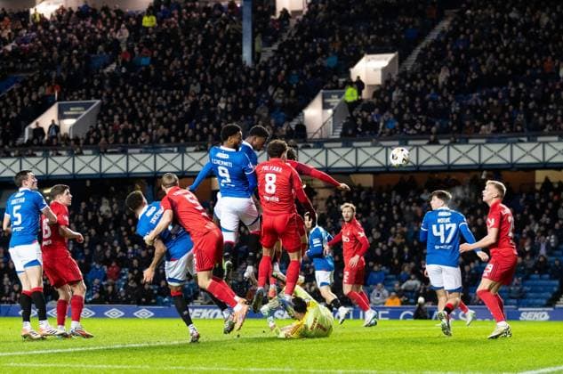 Emmanuel Fernandez of Rangers scores his sides first goal during Scottish Premiership match at Ibrox Stadium, Glasgow. Rangers v Aberdeen - Scottish Premiership - Ibrox Stadium, Glasgow, Lanarkshire, Scotland, UK - 06 Jan 2026Glasgow Ibrox Stadium Lanarkshire, Scotland United Kingdom EDITORIAL USE ONLY  Copyright: xRangersxFC Shutterstockx 16237029d