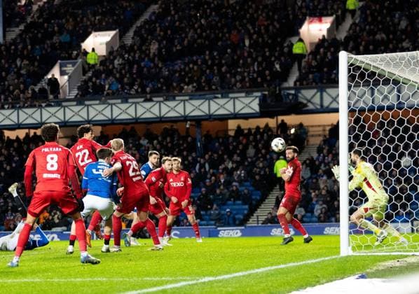 Emmanuel Fernandez of Rangers scores his sides second goal during Scottish Premiership match at Ibrox Stadium, Glasgow. Rangers v Aberdeen - Scottish Premiership - Ibrox Stadium, Glasgow, Lanarkshire, Scotland, UK - 06 Jan 2026Glasgow Ibrox Stadium Lanarkshire, Scotland United Kingdom EDITORIAL USE ONLY  Copyright: xRangersxFC Shutterstockx 16237029z